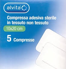 ALVITA GARZA COMPRESSA ADESIVA STERILE IN TESSUTO NON TESSUTO ESTENSIBILE BIANCO 10X20CM 5 PEZZI